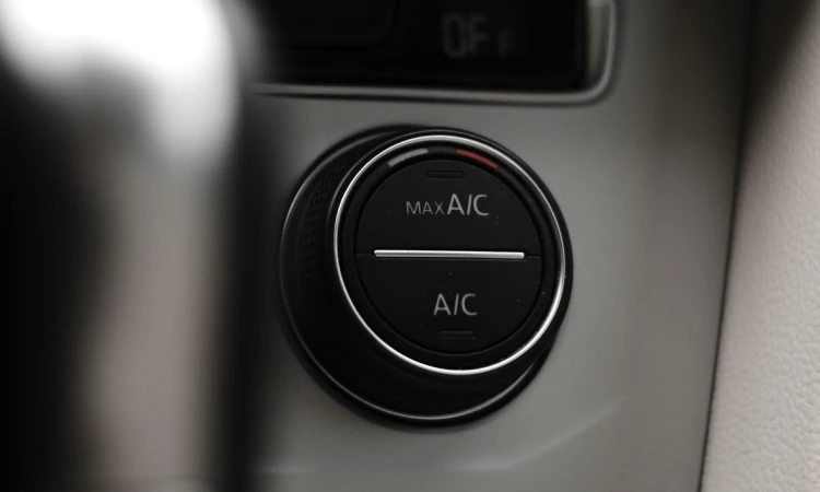 ac mobil tidak dingin, Sumber: pexels.com